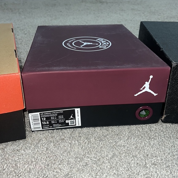Shoe boxes - Picture 2 of 3